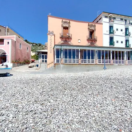 La Certosa Hotel