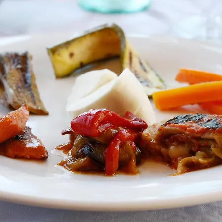 拉可尔图撒酒店 3* 马萨鲁布朗斯