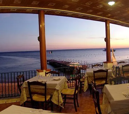 Ξενοδοχείο La Certosa Massa Lubrense