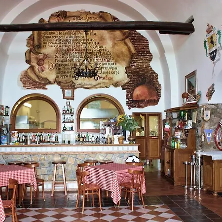 Ξενοδοχείο La Certosa 3*