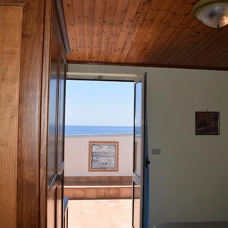 拉可尔图撒酒店 3*