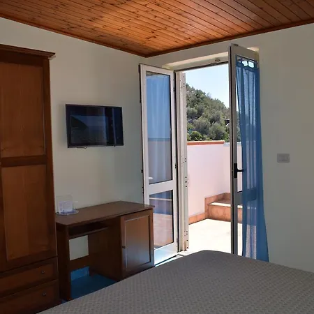 Ξενοδοχείο La Certosa Massa Lubrense