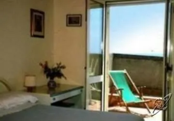 La Certosa Hotell 3*