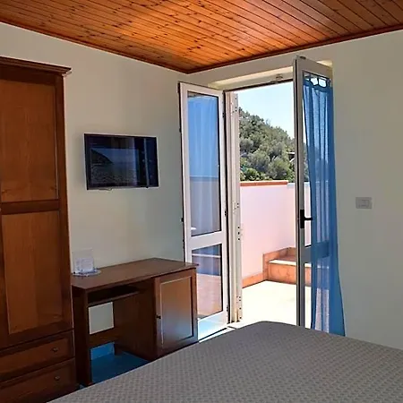 La Certosa Hotel