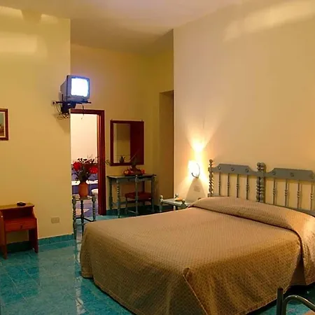 La Certosa Hotel 3*